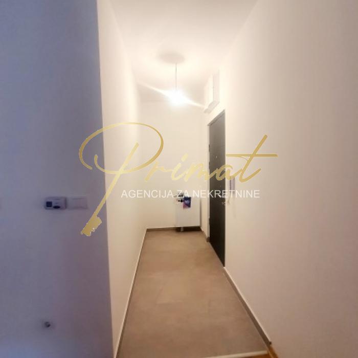 Novogradnja u Borci sa gradjevinskom dozvolom, cena izrazena sa PDV-om + 114m2 dvoriste