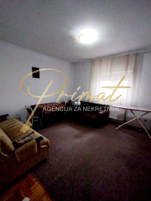 Namesten petosoban stan Mirijevo