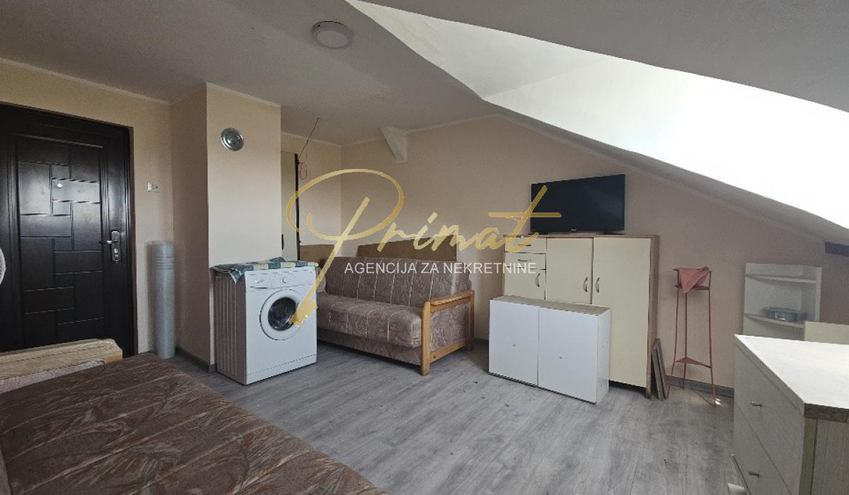 Stan u Padinskoj skeli