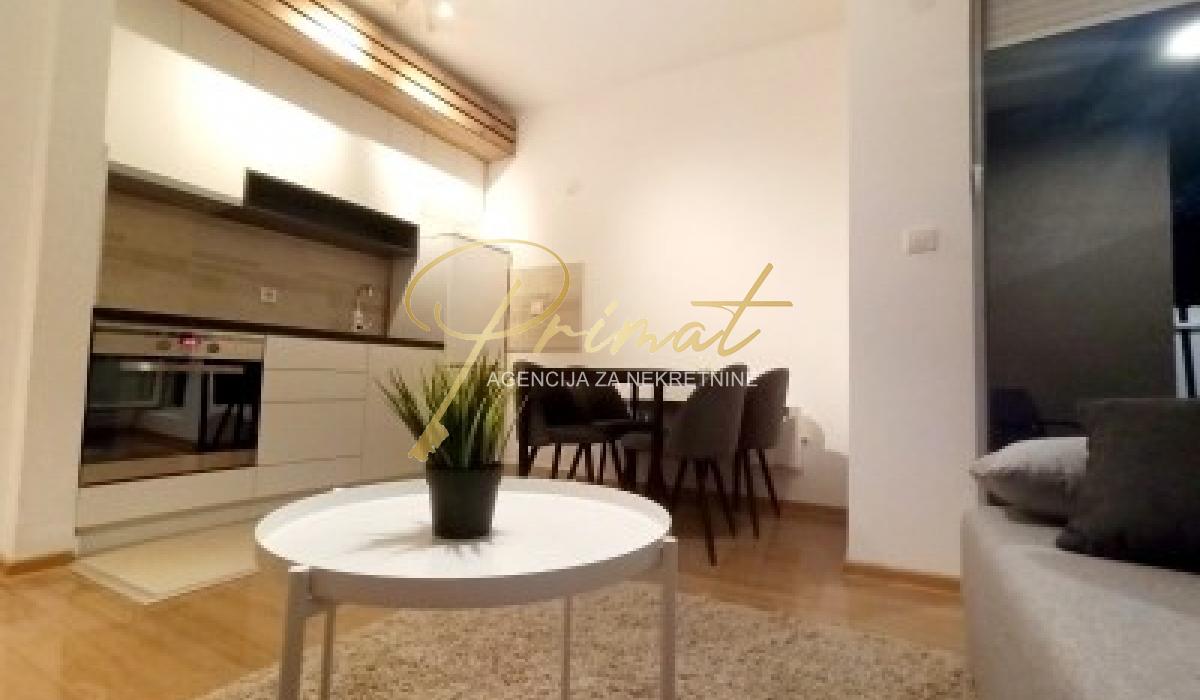 Namesten stan naselje Veljko Vlahović