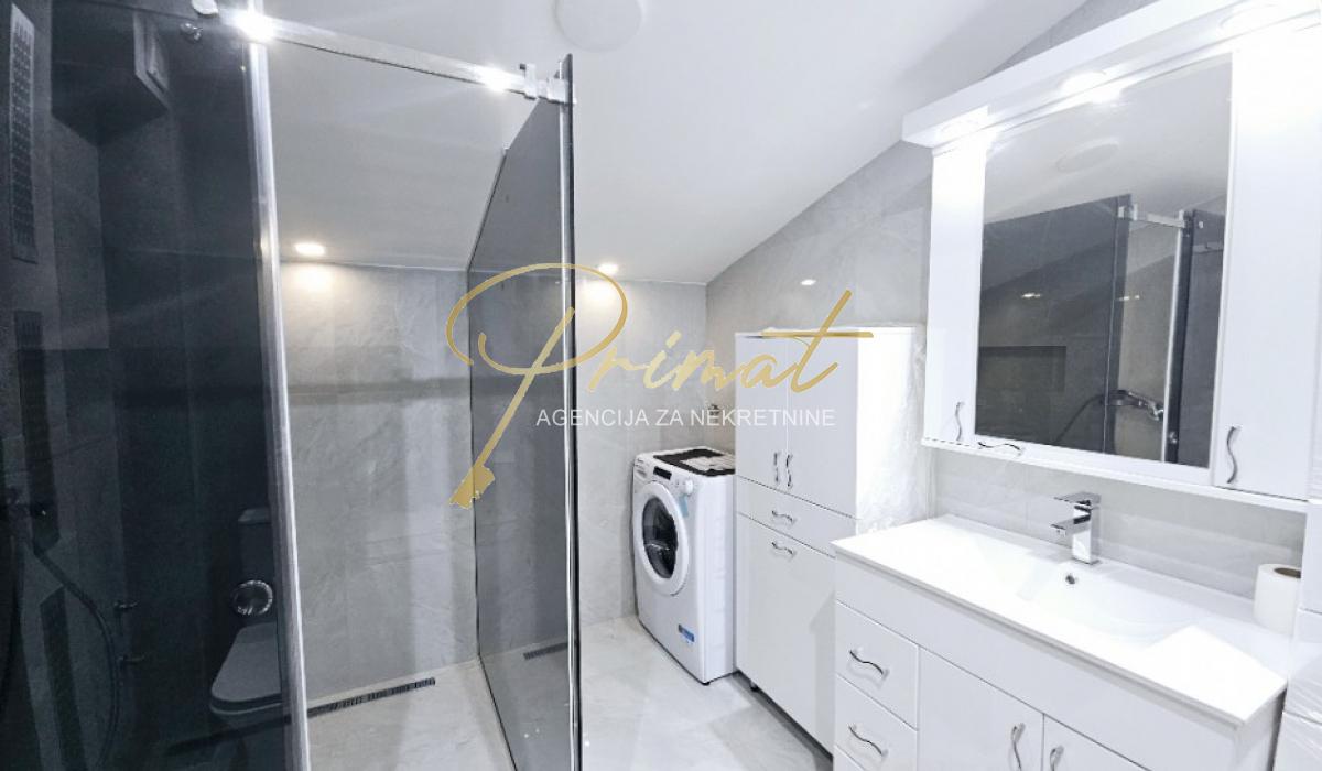 Lux namesten i renoviran  stan u Borci, centar 3